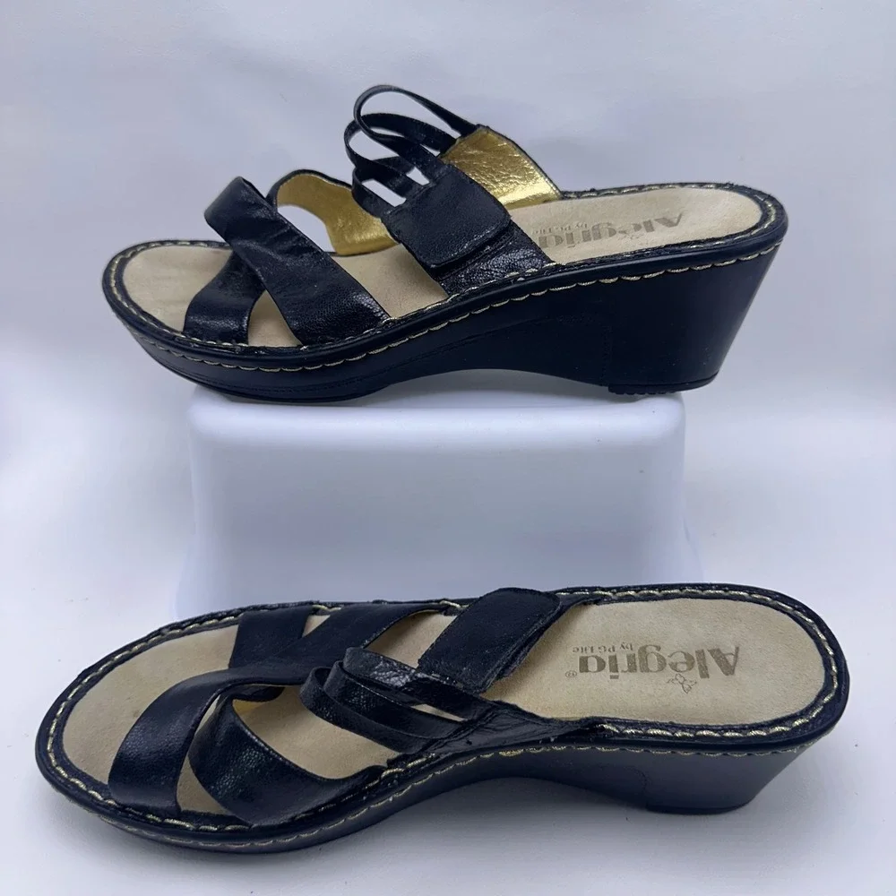 Alegria LEI-661 Black Leather Wedge Sandals Gold Lining Womens 39 US 9-9.5